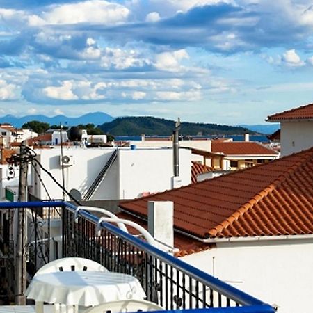 Syraina Apartments Skiathos Town Bagian luar foto