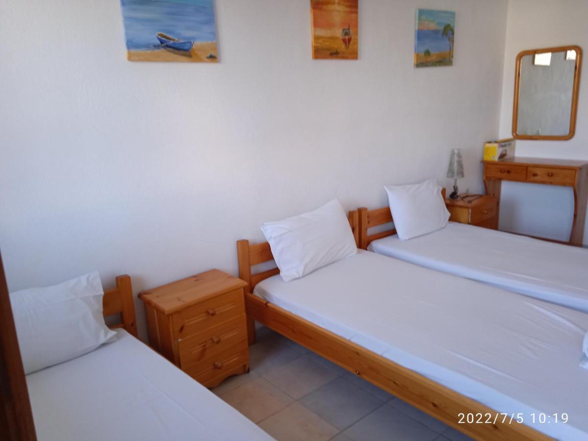 Syraina Apartments Skiathos Town Bagian luar foto