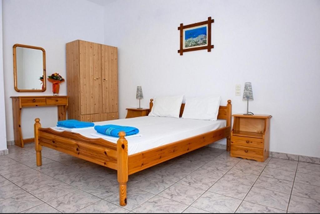 Syraina Apartments Skiathos Town Ruang foto