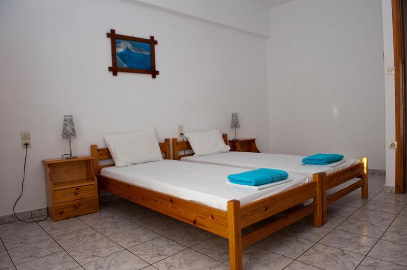 Syraina Apartments Skiathos Town Bagian luar foto