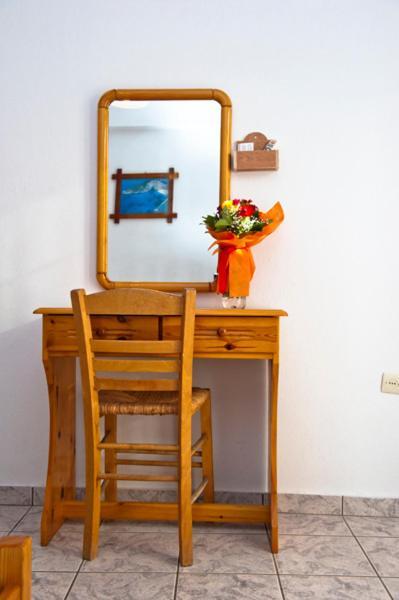 Syraina Apartments Skiathos Town Bagian luar foto